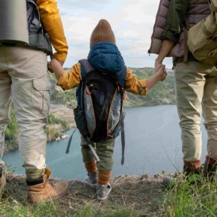 Best Family Road Trip Routes in Iceland (With Easy Driving and Great Stops)